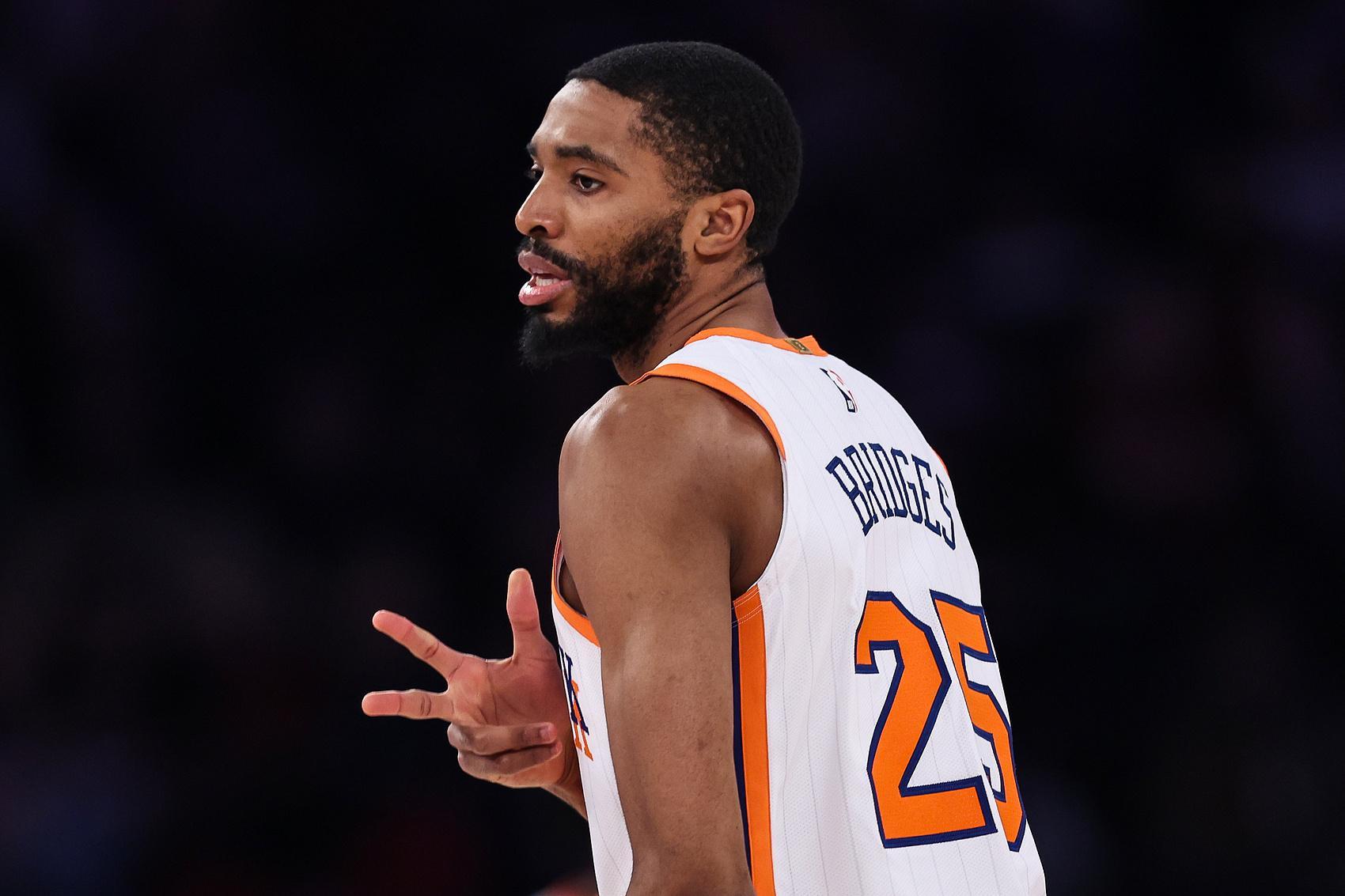 铁人!祝尼克斯球星米卡尔-布里奇斯29岁生日快乐!生涯至今全勤