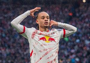 免费pg电子试玩游戏-记者:切尔西将再次与莱比锡谈西蒙斯,但希望先卖1到2名球员